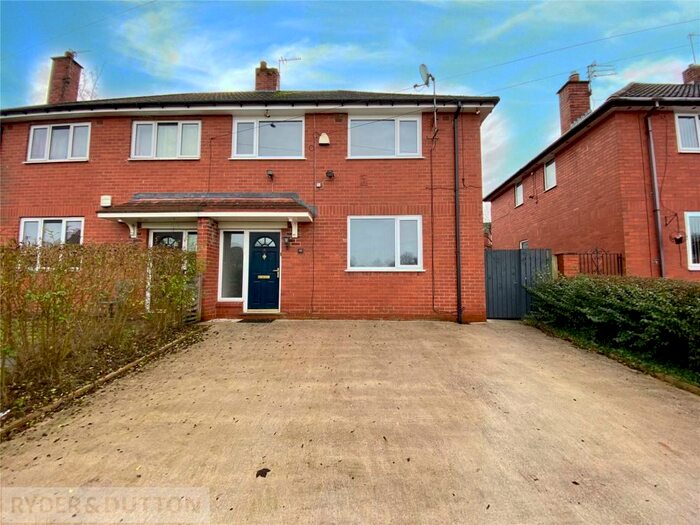 3 Bedroom Semi-Detached House To Rent In Conway Close, Middleton, Manchester, Greater Manchester, M24