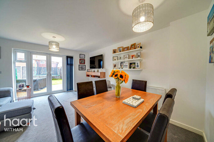 2 Bedroom Semi-Detached House For Sale In Hawkins Close, Rivenhall, CM8