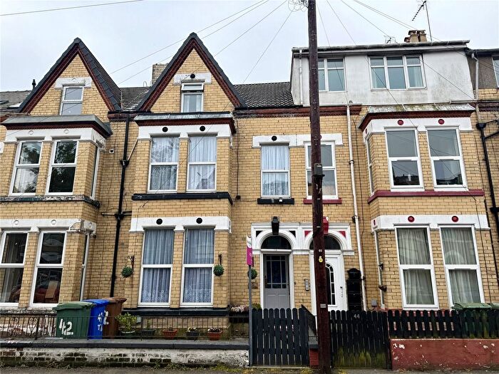 6 Bedroom Terraced House For Sale In Tennyson Avenue, Bridlington, East Yorkshire, YO15
