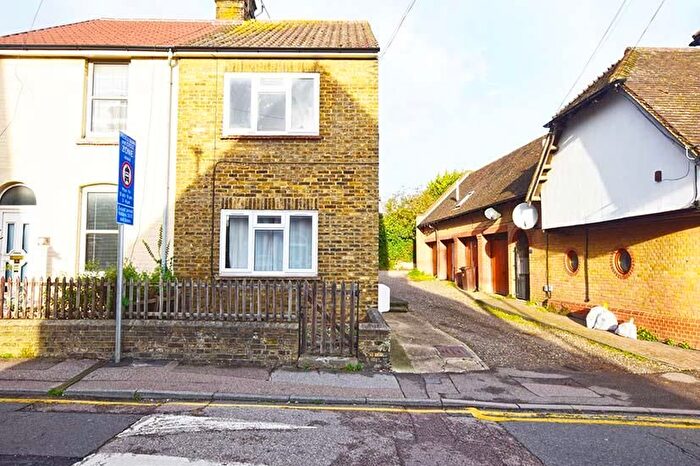1 Bedroom Maisonette For Sale In Orchard Street, Gillingham, ME8