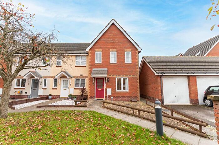 3 Bedroom End Of Terrace House For Sale In Skenfrith Mews, Newport, NP10