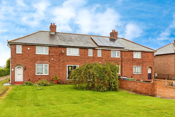 3 Bedroom Terraced House For Sale In Cambers Drove, Whittlesey, Peterborough, PE7