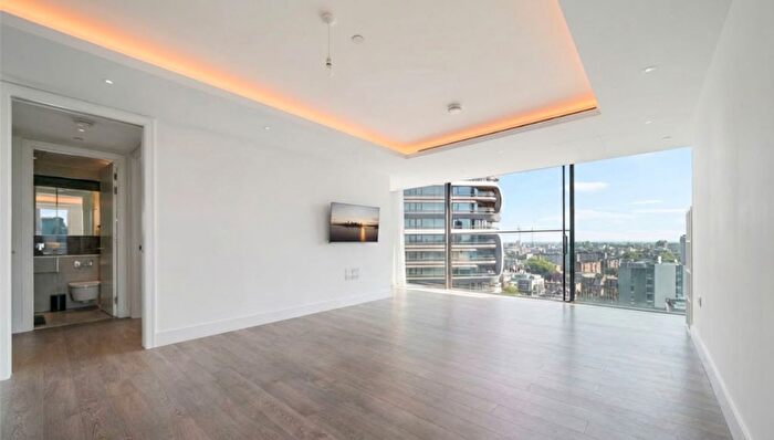 2 Bedroom Apartment For Sale In Bollinder Place, London, EC1V