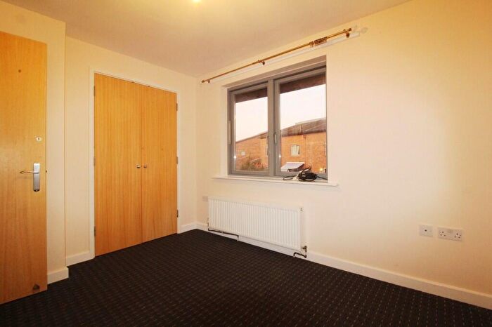 2 Bedroom Terraced House For Sale In Coningsby Avenue, Colindale, London, NW9