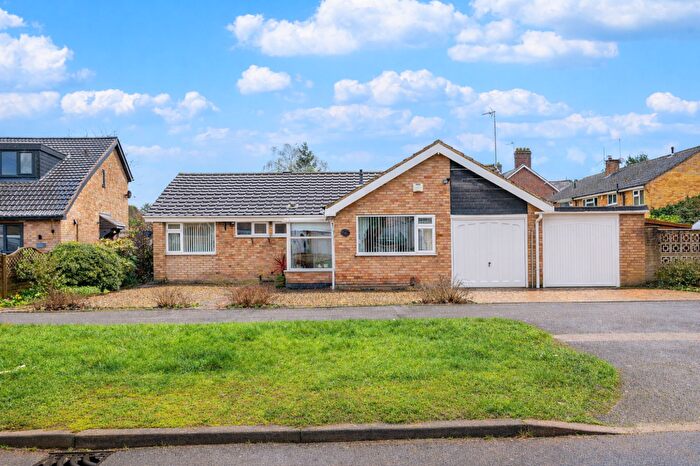 3 Bedroom Detached House For Sale In Packer Avenue, Leicester Forest East, LE3