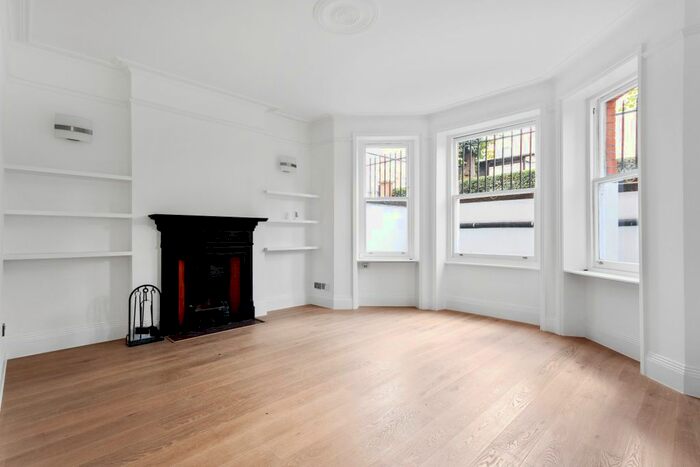 2 Bedroom Flat To Rent In Fulham Road, London, SW6
