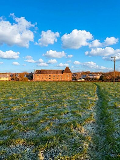 3 Bedroom Flat For Sale In Broughton, Malthouse Court, CF71