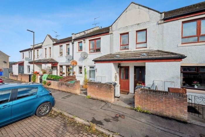 2 Bedroom Flat To Rent In Mcallister Court, Bannockburn, Stirling, FK7