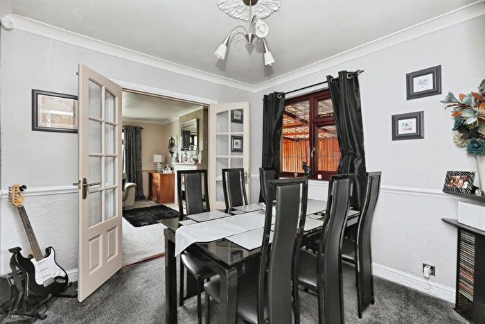 3 Bedroom Detached Bungalow For Sale In Westwell Lane, Gringley-On-The-Hill, Doncaster, DN10