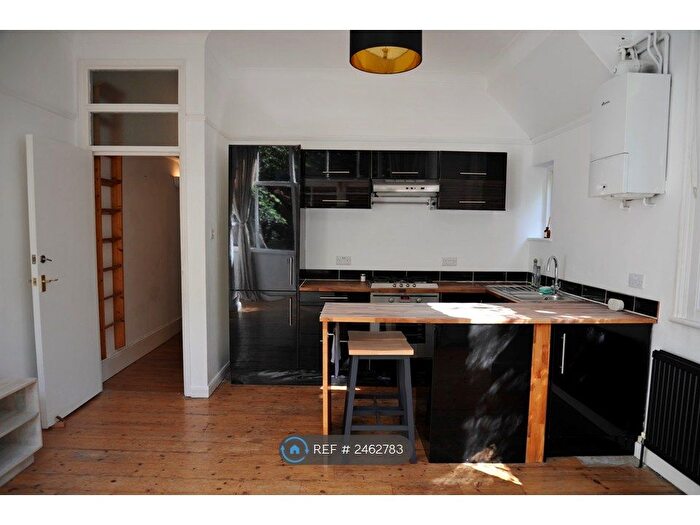 1 Bedroom Flat To Rent In Alexandra Park Road, London, N22