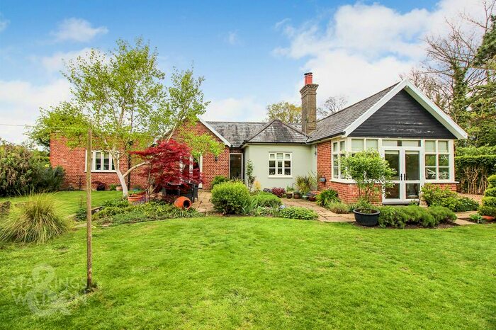 4 Bedroom Cottage For Sale In Bakers Lane, Ditchingham, Bungay, NR35