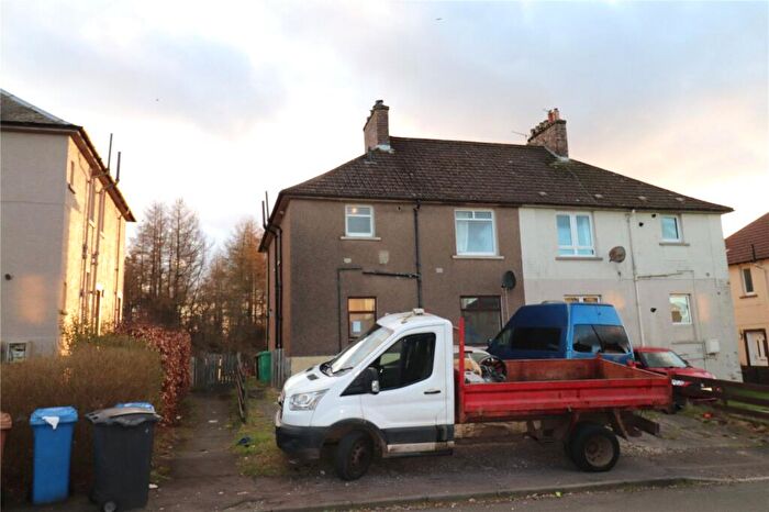 2 Bedroom Flat For Sale In Brucefield Terrace, Lumphinnans, Cowdenbeath, Fife, KY4