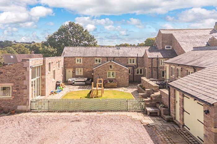 3 Bedroom Semi-Detached House For Sale In Black Lion Barn, Blackburn Road, Heapey, Chorley, PR6