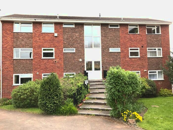 2 Bedroom Flat To Rent In Henwick Road, Worcester, WR2