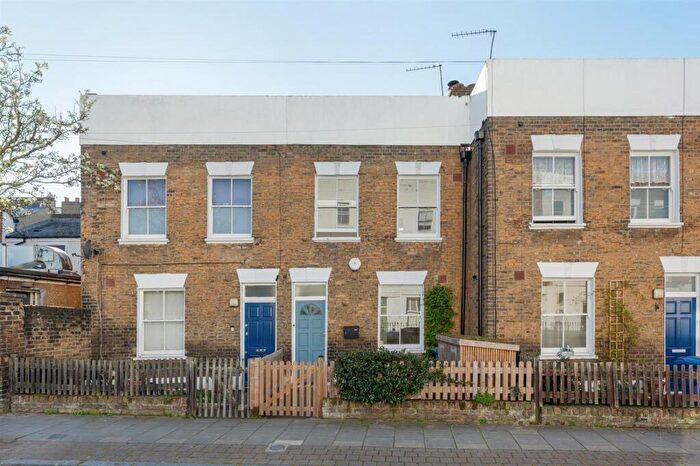 2 Bedroom Terraced House For Sale In Bellenden Road, Peckham, London, SE15