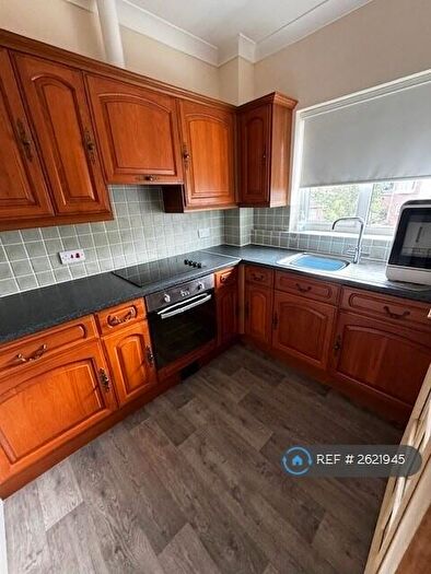 1 Bedroom Flat To Rent In Park Drive, Longfield, DA3