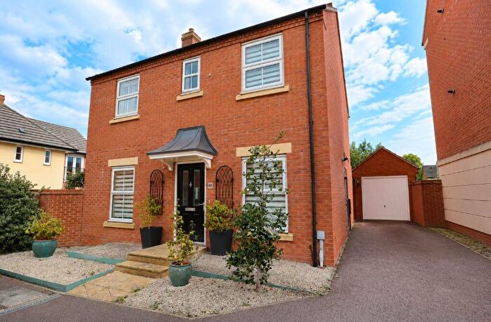 4 Bedroom Detached House For Sale In John Clare Close, Oakham, Rutland, LE15