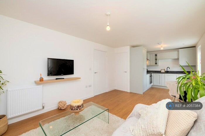 2 Bedroom Flat To Rent In Dennis Davison Place, Coventry, CV4