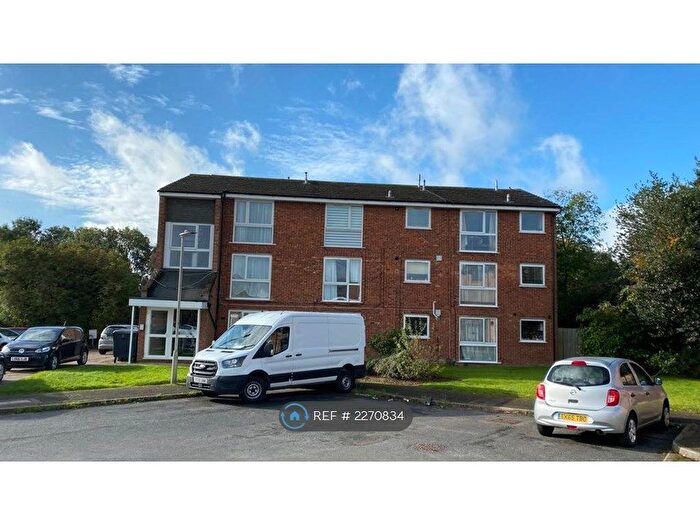 1 Bedroom Flat To Rent In Hardwicke Place, London Colney, St. Albans, AL2