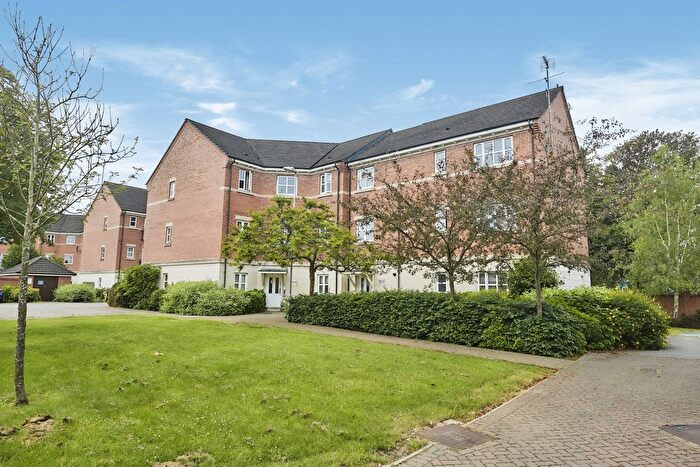 2 Bedroom Flat To Rent In Kniveton Close, Derby, DE22