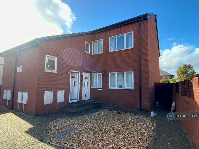 2 Bedroom Flat To Rent In Manor Road, Crosby, Liverpool, L23