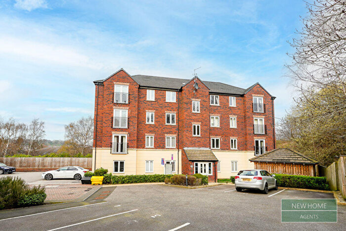 2 Bedroom Flat For Sale In Whitstable Mews, Wortley, Leeds, LS12