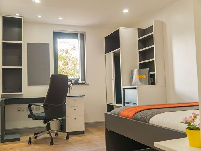 Studio To Rent In Corporation Street, Coventry, CV1