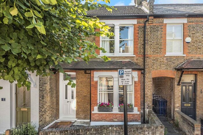 3 Bedroom Property To Rent In Salisbury Road, London, W13