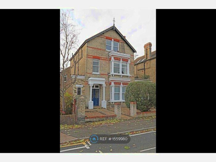 1 Bedroom Flat To Rent In Fassett Road, Kingston Upon Thames, KT1