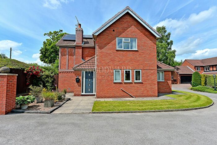 4 Bedroom Detached House For Sale In Belper Road, Stanley Common, DE7