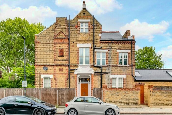 1 Bedroom Flat To Rent In Kings Avenue, London, SW4