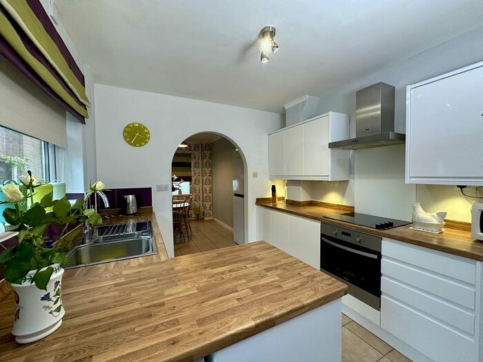 4 Bedroom Detached Bungalow To Rent In Westminster Drive, Southport, Merseyside., PR8