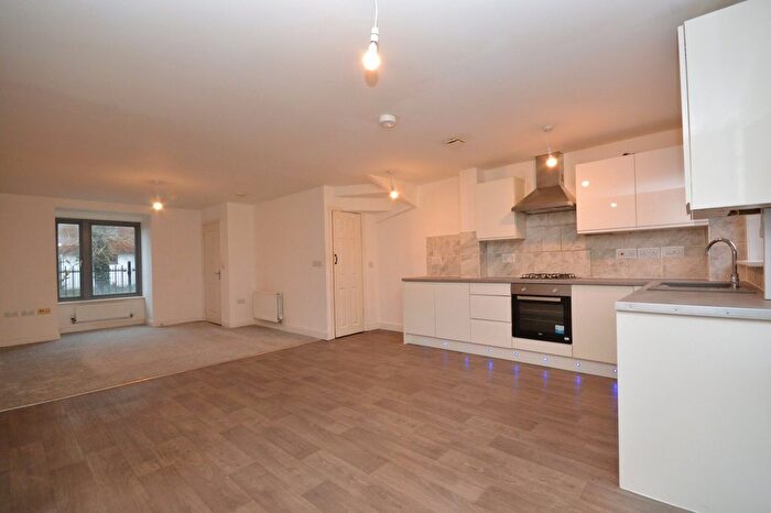 5 Bedroom End Terrace House For Sale In Phelps Road, Plymouth, Devon, PL1