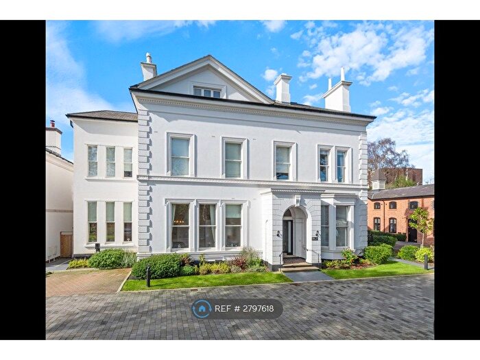 2 Bedroom Flat To Rent In Weston House, Birmingham, B15