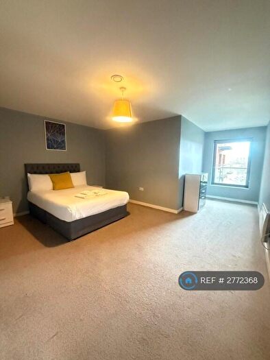 2 Bedroom Flat To Rent In Adelphi St, Salford, M3