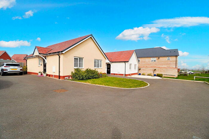 2 Bedroom Detached Bungalow For Sale In Cattermole Way, Thorpe-Le-Soken, Essex, CO16