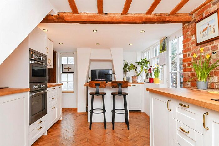 4 Bedroom Detached House For Sale In South Street, Tillingham, Southminster, CM0
