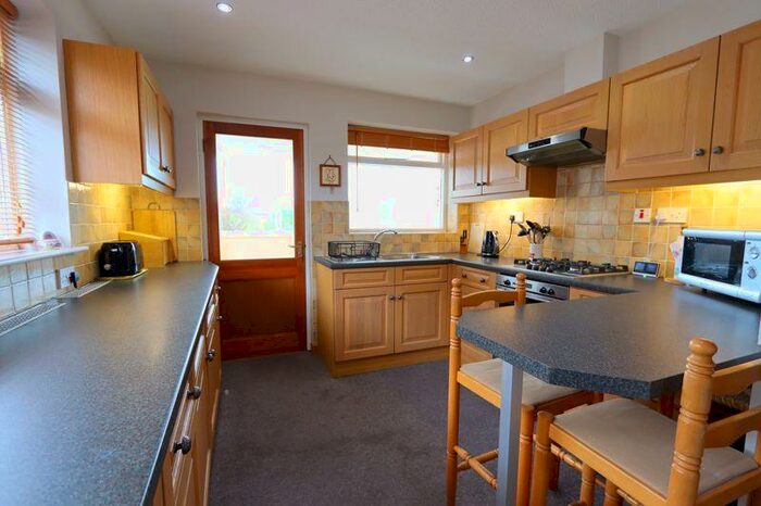 3 Bedroom Bungalow For Sale In Meadow Park, Lancaster, LA2