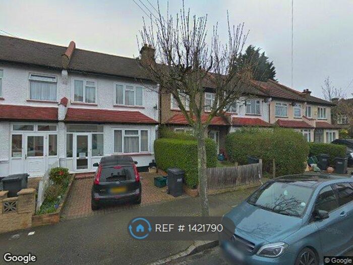 3 Bedroom Terraced House To Rent In Beechwood Avenue, Thornton Heath, CR7