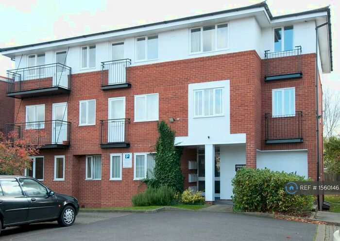 2 Bedroom Flat To Rent In Cedars House, Maidenhead, SL6