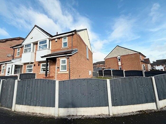 3 Bedroom Semi Detached House To Rent In Shevington Close, St. Helens, WA9