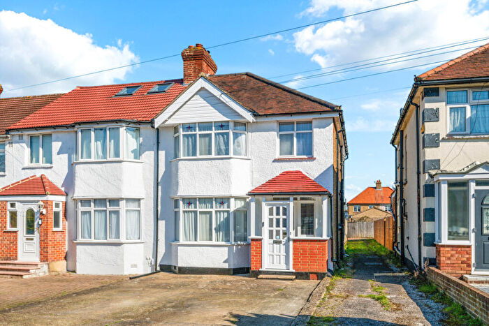 3 Bedroom End Of Terrace House To Rent In Walton Avenue, Cheam, Sutton, SM3