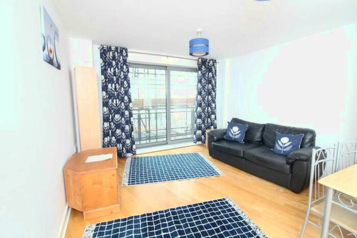 2 Bedroom Flat To Rent In City Centre - Metis Building Bed, Bath, S3