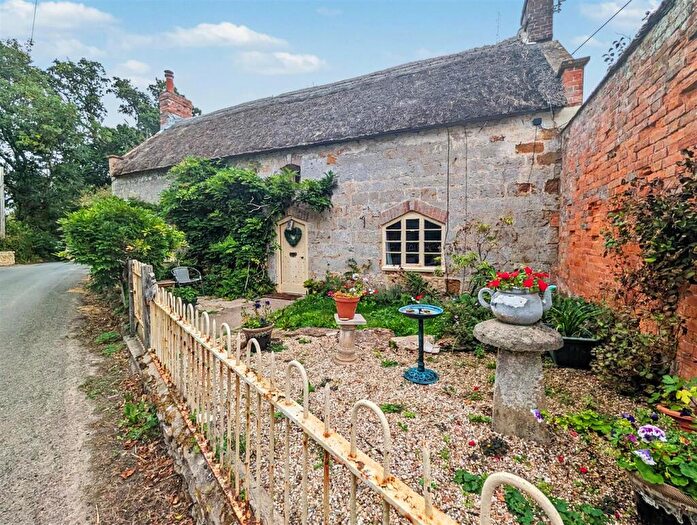 2 Bedroom Detached House To Rent In North Chideock, DT6