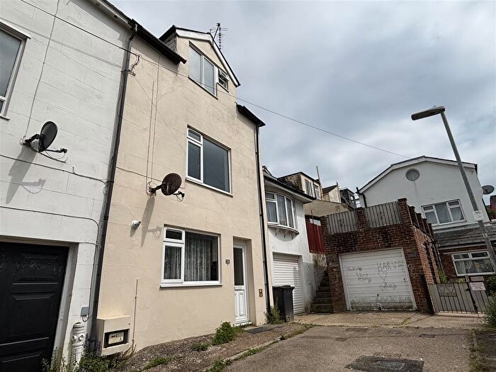 2 Bedroom End Of Terrace House To Rent In Spring Street, St. Leonards-On-Sea, TN37