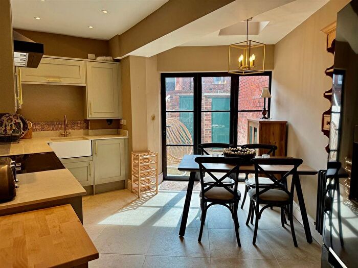 2 Bedroom Terraced House To Rent In Brentwood Avenue, Jesmond, NE2