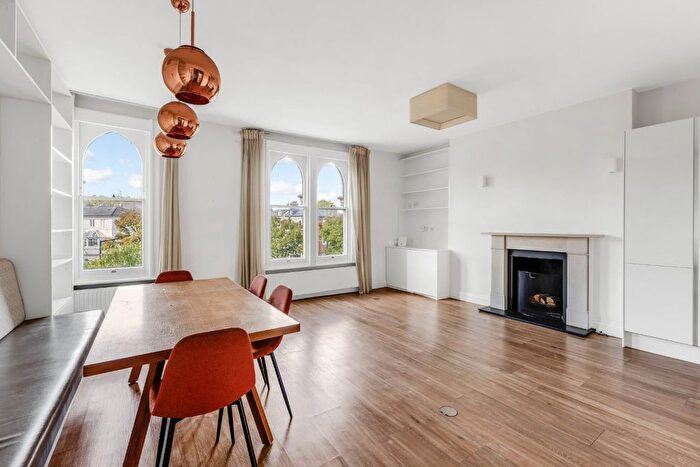 3 Bedroom Flat To Rent In Warrington Crescent, London, W9