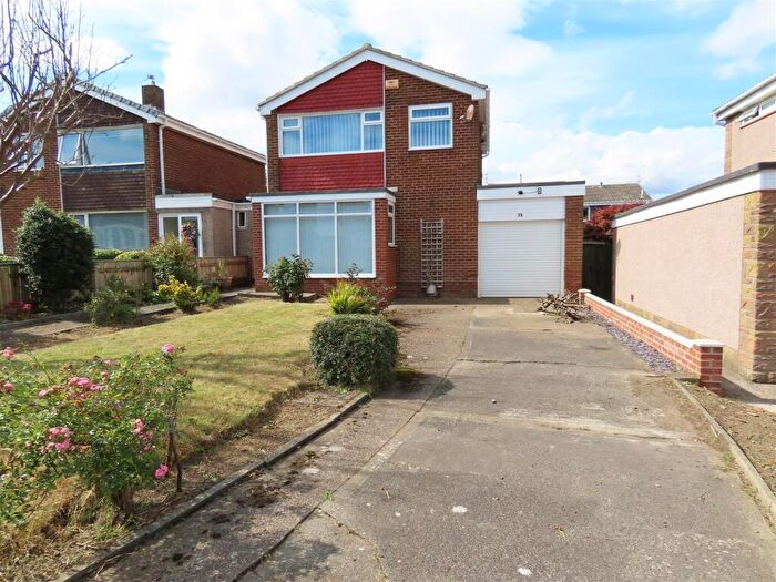 3 Bedroom Link Detached House For Sale In Hillcrest, Ashington, NE63