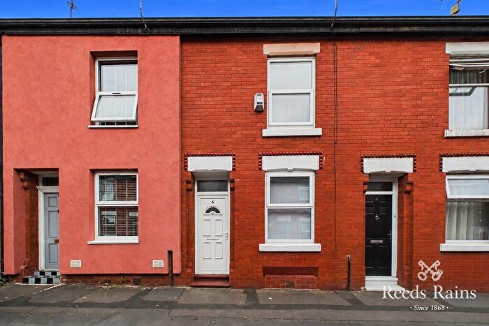 2 Bedroom Terraced House For Sale In Beckett Street, Manchester, Greater Manchester, M18