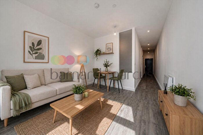 Apartment To Rent In Purley Way, Croydon, CR0